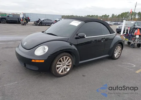 2010 Volkswagen New Beetle 2.5L from USA, damaged, VIN 3VWRW3AL7AM002890